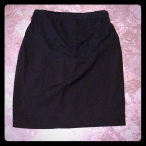 Motherhood maternity black skirt - size Large